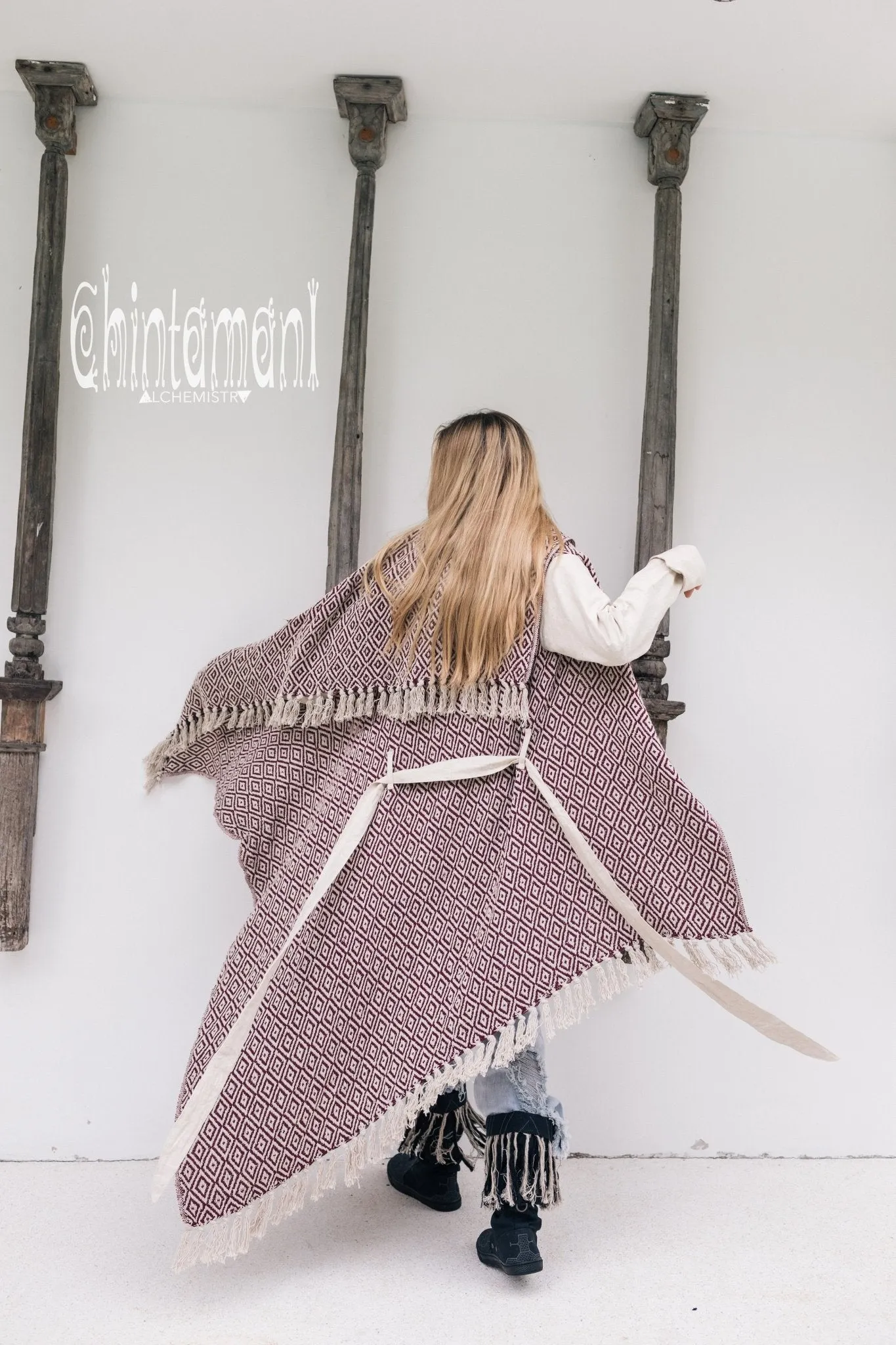 Blanket Coat for Women ∆ One Size Boho Cardigan Duster / Red & White