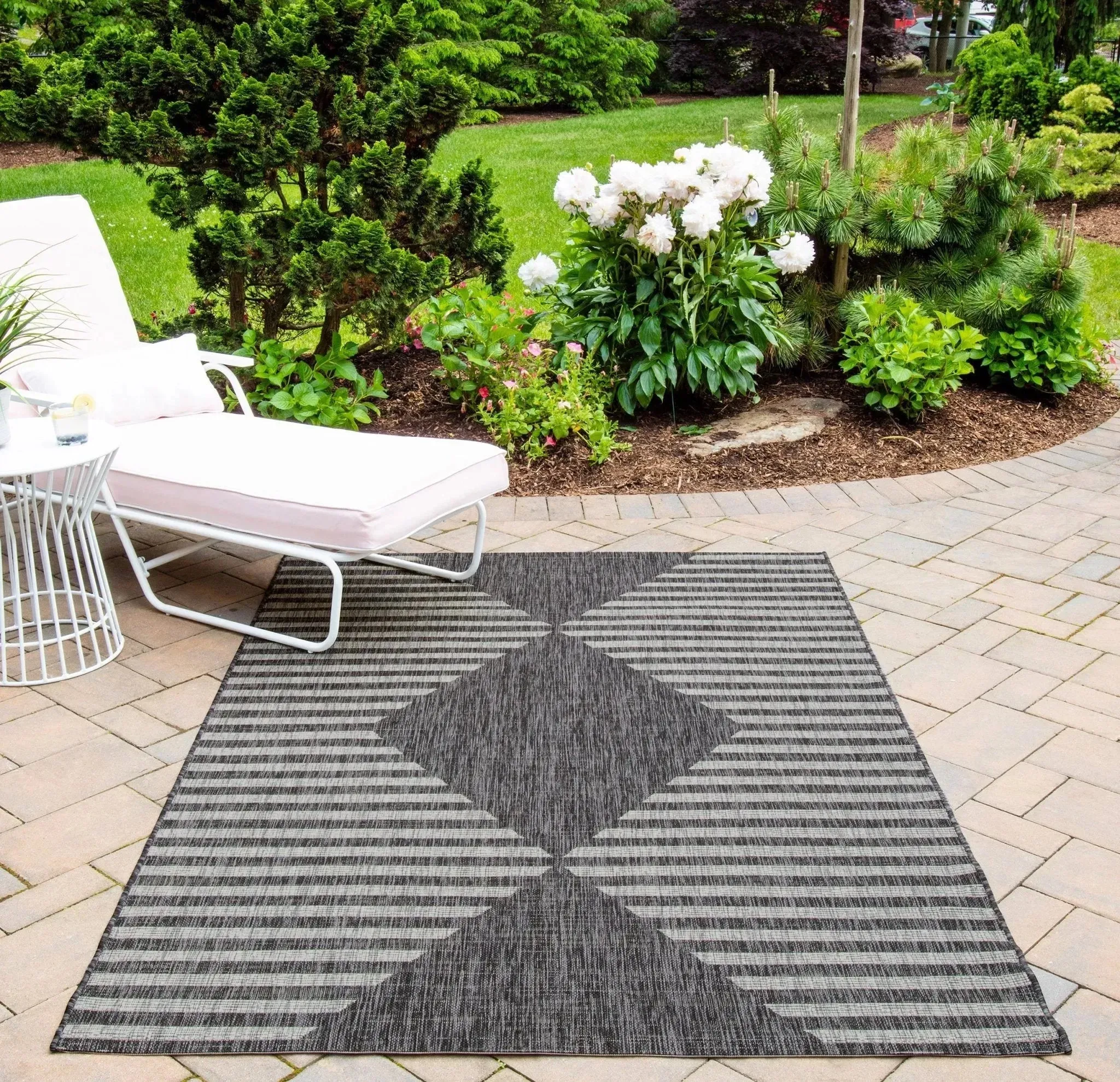 Villa By Novogratz VI-07 Cavallo Charcoal Rugs